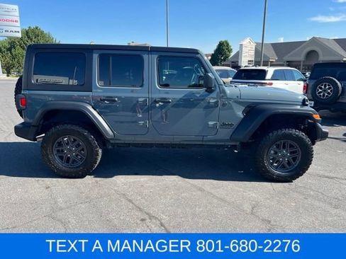 Used 2024 Jeep Wrangler Unlimited Sport AWD/4WD image 6