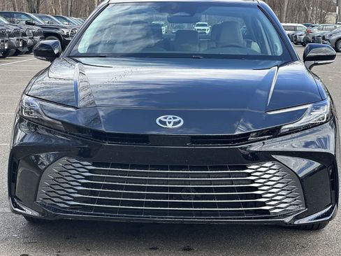 New 2026 Toyota Camry XLE AWD/4WD image 10