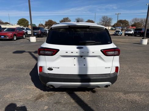 Used 2024 Ford Escape Active image 5