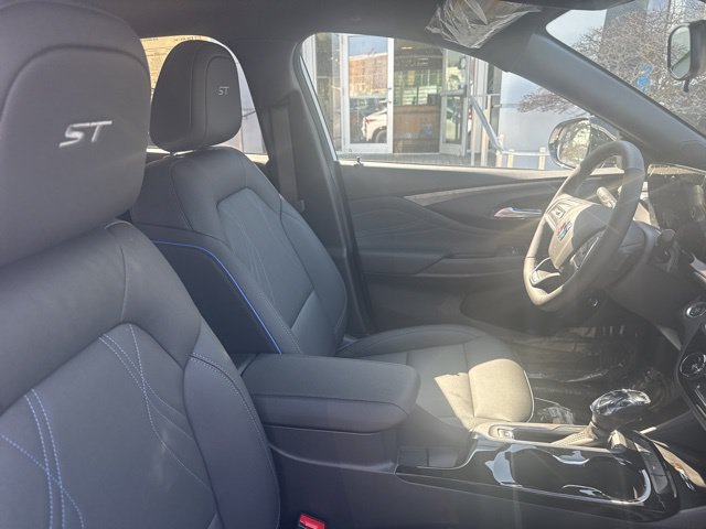New 2026 Buick Envista Sport Touring w/ Convenience I Package FWD image 31
