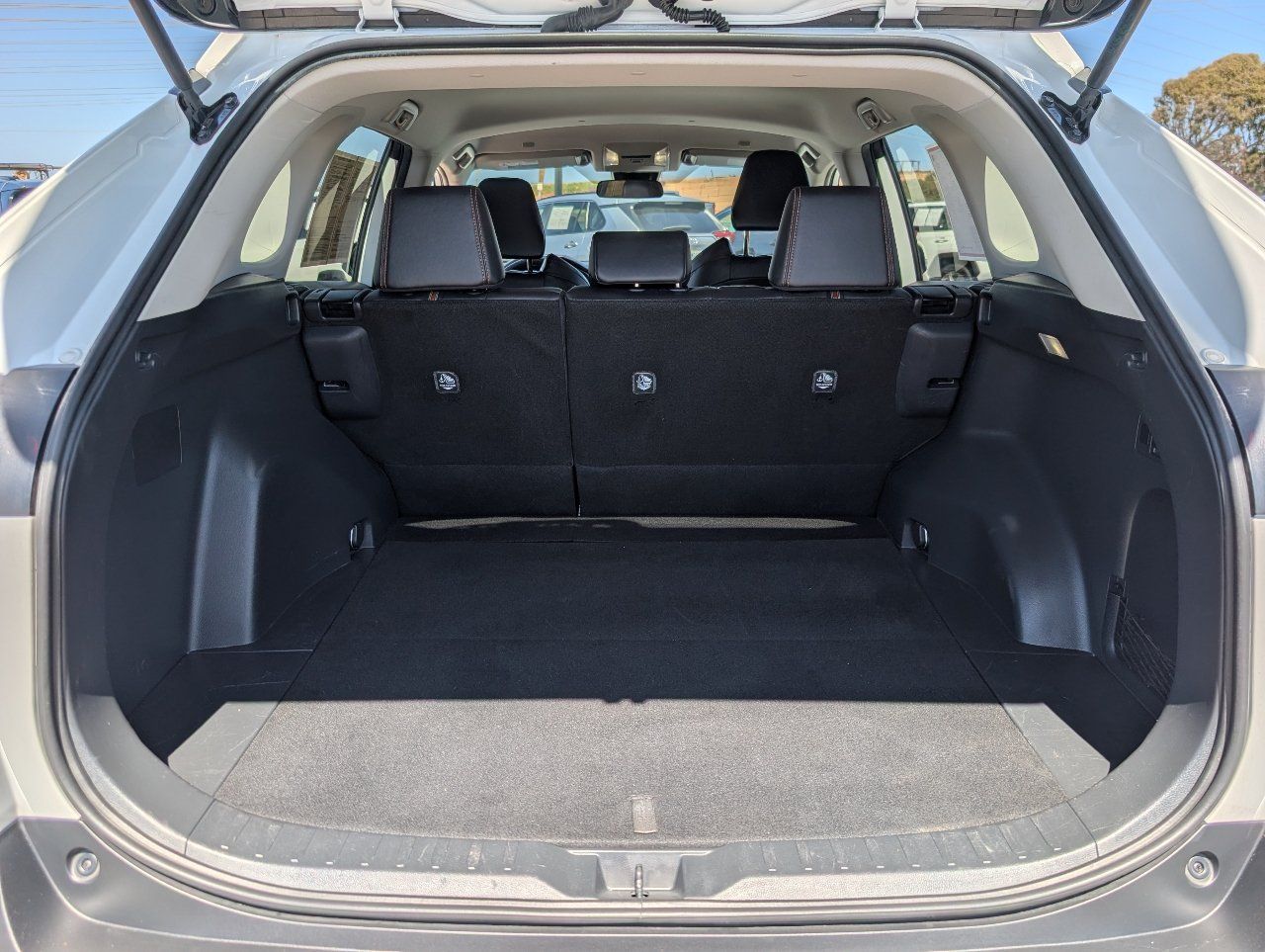 Used 2024 Toyota RAV4 Adventure AWD/4WD image 9