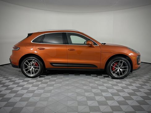 Used 2022 Porsche Macan S image 10