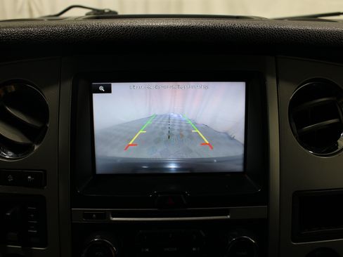 Used 2015 Ford Expedition EL XLT w/ Equipment Group 202A AWD/4WD image 15
