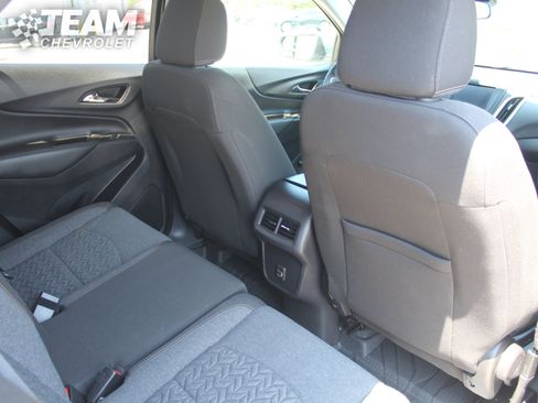 Certified 2024 Chevrolet Equinox LT w/ LPO, Floor Liner Package FWD image 23