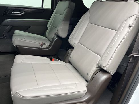 New 2026 GMC Yukon XL Elevation image 6