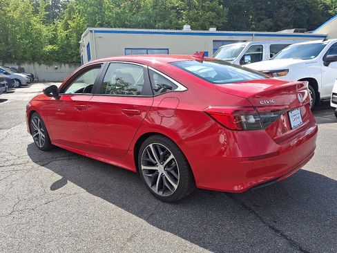 Certified 2024 Honda Civic Touring image 4