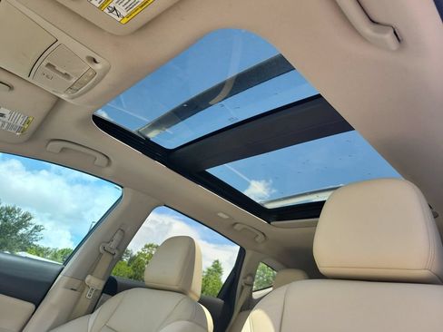 Used 2017 Nissan Murano Platinum w/ Platinum Technology Package FWD image 30