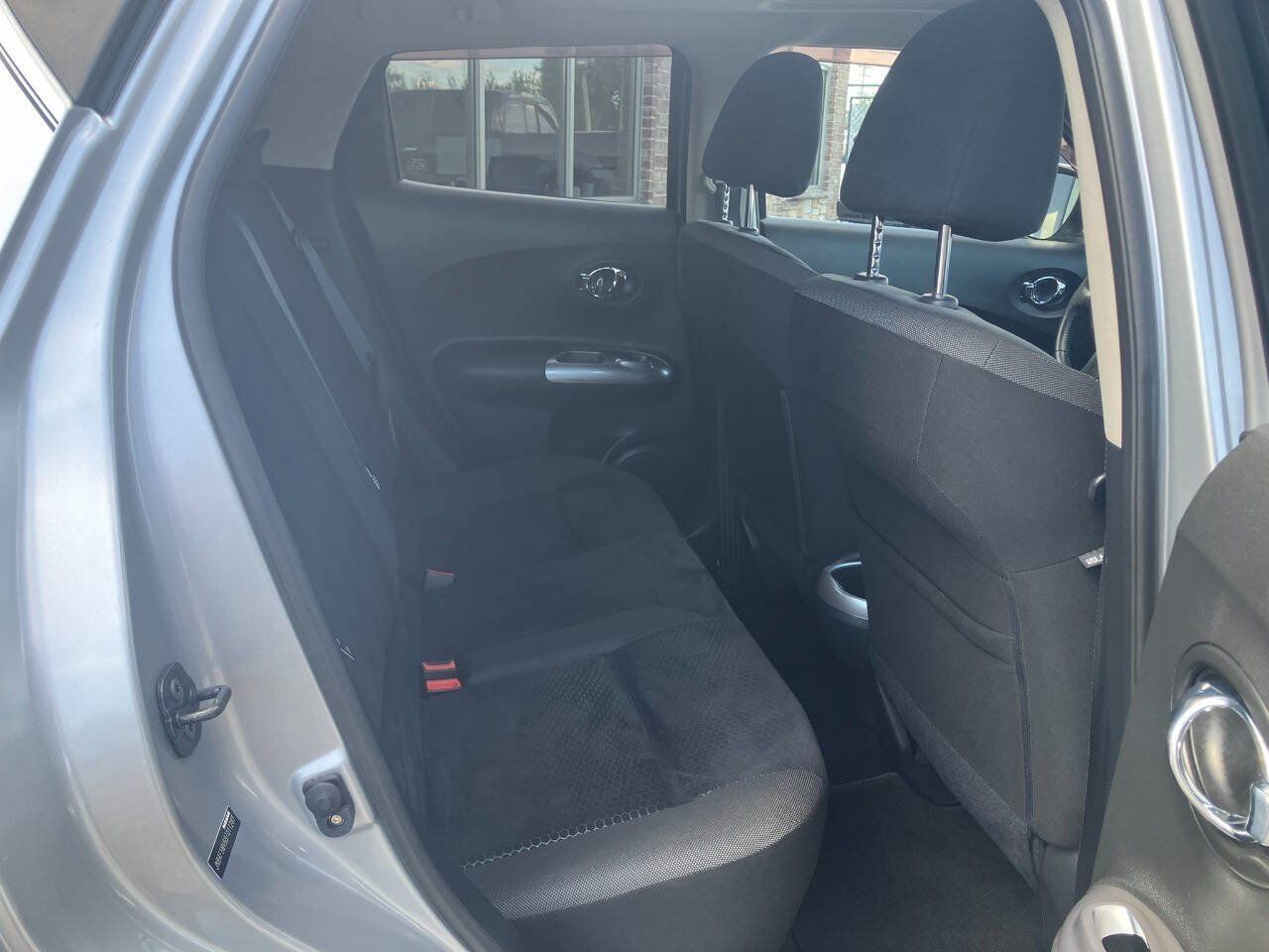 Used 2011 Nissan Juke SV AWD/4WD image 16