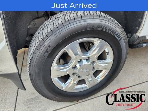 Used 2019 Chevrolet Silverado 2500 LTZ w/ Duramax Plus Package image 13