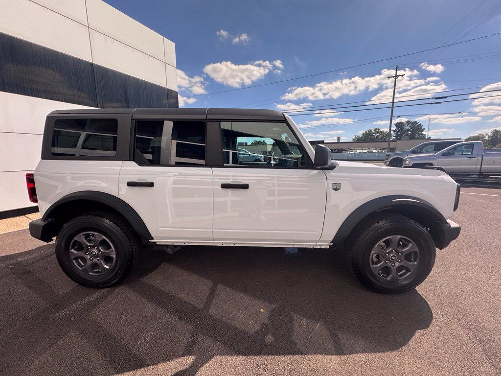 Used 2025 Ford Bronco Big Bend AWD/4WD image 4