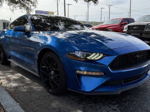 Used 2020 Ford Mustang Coupe w/ Equipment Group 101A RWD image 9