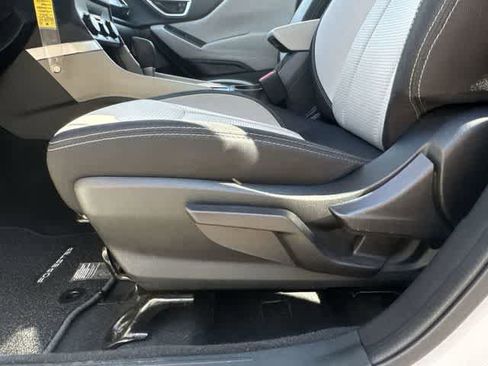 Used 2023 Subaru Forester AWD/4WD image 15