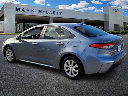 Used 2024 Toyota Corolla LE image 5