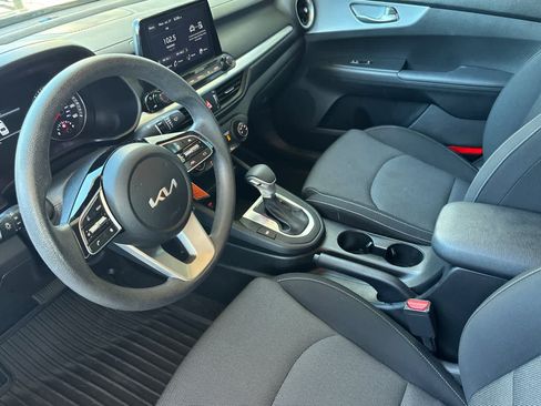 Used 2023 Kia Forte LXS FWD image 11