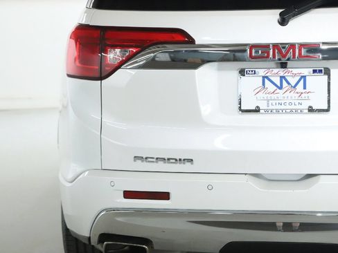 Used 2019 GMC Acadia Denali w/ Technology Package AWD/4WD image 45