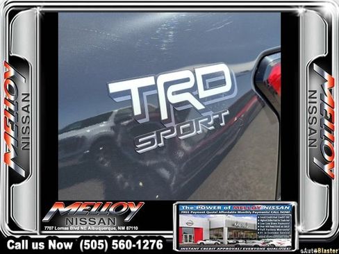 Used 2025 Toyota Tacoma TRD Sport AWD/4WD image 7
