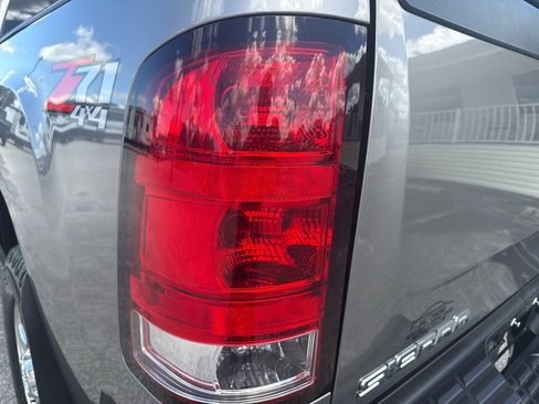 Used 2014 GMC Sierra 2500 Denali w/ Suspension Package, Off-Road image 44