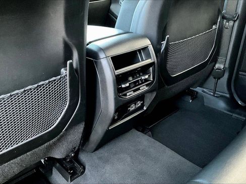 Used 2023 Jeep Grand Cherokee Altitude image 34