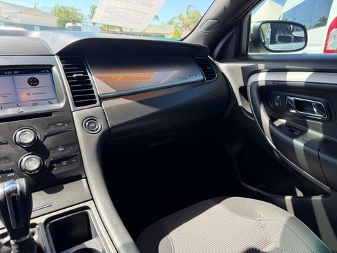Used 2019 Ford Taurus SEL w/ Equipment Group 201A FWD image 27