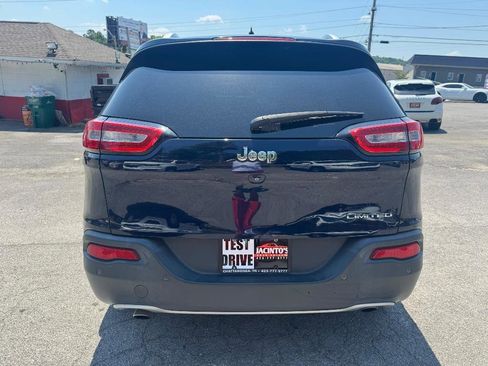 Used 2014 Jeep Cherokee Limited w/ Technology Group FWD image 2
