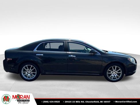 Used 2010 Chevrolet Malibu LTZ FWD image 6