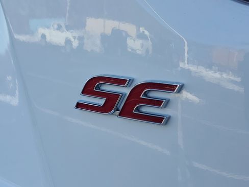 New 2026 Toyota Corolla SE image 6