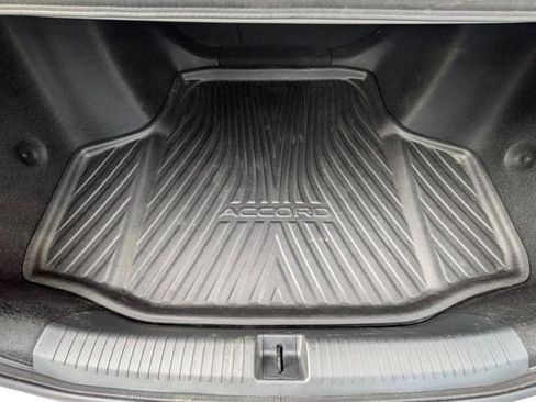 Used 2024 Honda Accord Sport image 6