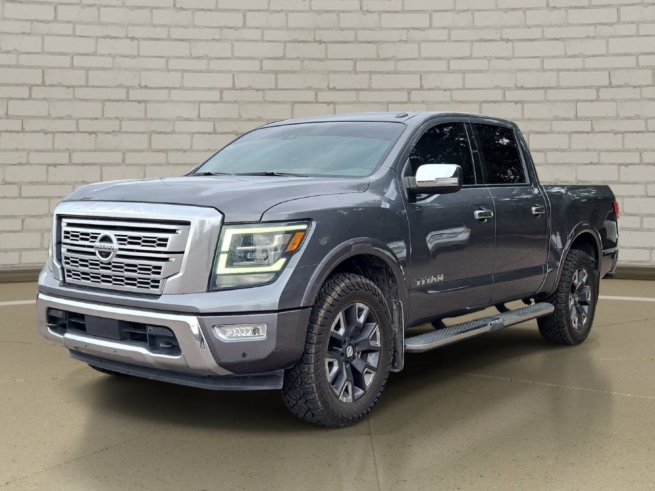 Used 2021 Nissan Titan Platinum Reserve w/ Moonroof Package AWD/4WD image 1