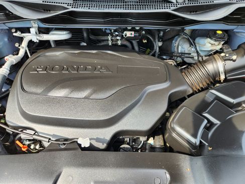 Used 2023 Honda Odyssey Sport image 19