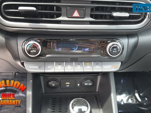 Used 2022 Hyundai Kona Limited w/ Cargo Package FWD image 21