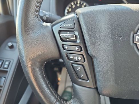 Used 2024 Nissan Frontier SV image 21