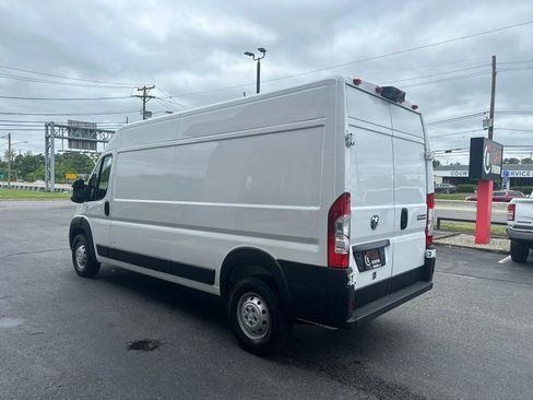 Used 2023 RAM ProMaster 2500 image 5