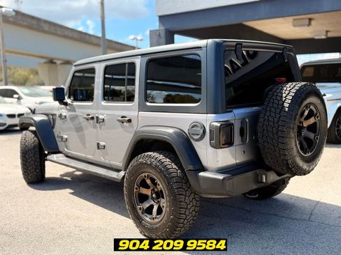 Used 2018 Jeep Wrangler Unlimited Sport S AWD/4WD image 5