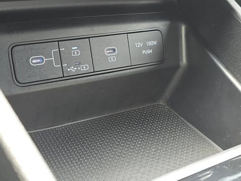 Used 2025 Hyundai Santa Cruz SEL AWD/4WD image 32