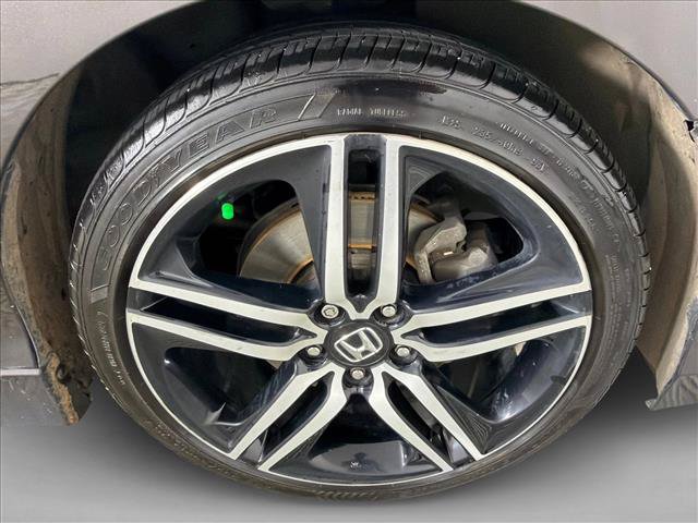 Used 2016 Honda Accord Touring image 14