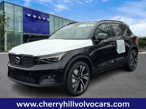 New 2026 Volvo XC40 B5 Ultra w/ Protection Package Premier AWD/4WD image 2