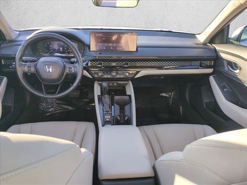 Used 2025 Honda Accord EX-L image 18