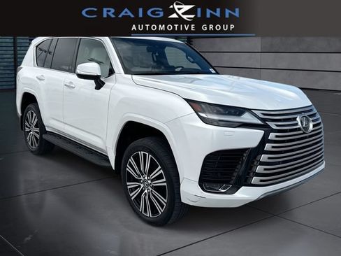 Used 2024 Lexus LX 600 4WD w/ Luxury Package image 1