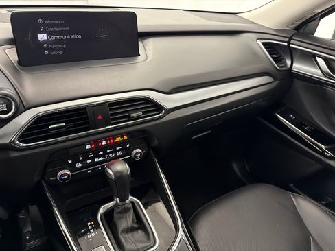 Used 2023 MAZDA CX-9 Touring image 26
