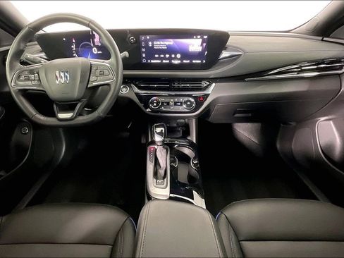 Used 2025 Buick Envista Sport Touring w/ Convenience I Package FWD image 19