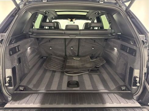 Used 2020 BMW X5 xDrive50i w/ Premium Package AWD/4WD image 25