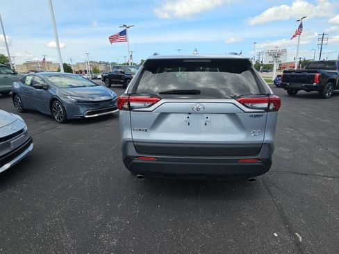 Certified 2025 Toyota RAV4 XLE AWD/4WD image 4