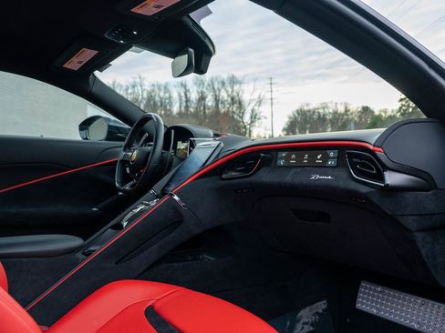 Certified 2022 Ferrari Roma image 48