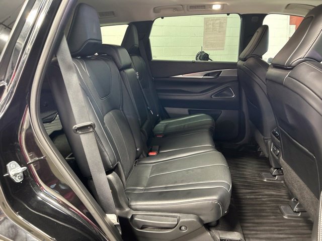 Used 2023 INFINITI QX60 Luxe w/ Performance Audio Package AWD/4WD image 17