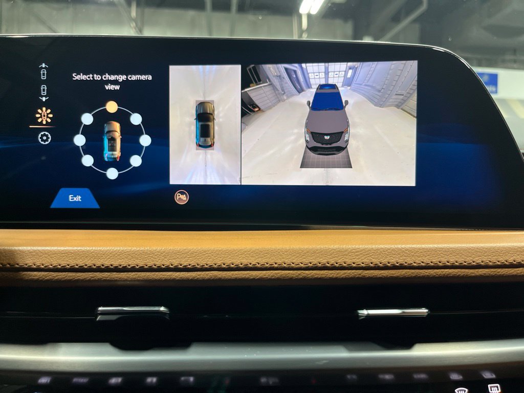 Used 2024 Cadillac XT4 Premium Luxury w/ Active Safety Package AWD/4WD image 25
