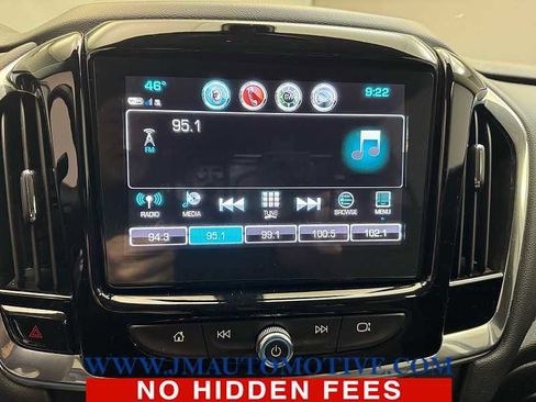 Used 2019 Chevrolet Traverse LT image 25