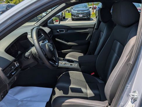 Used 2024 Honda Civic Sport image 13
