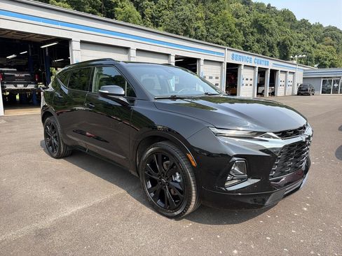 Used 2021 Chevrolet Blazer RS w/ Enhanced Convenience Package AWD/4WD image 2