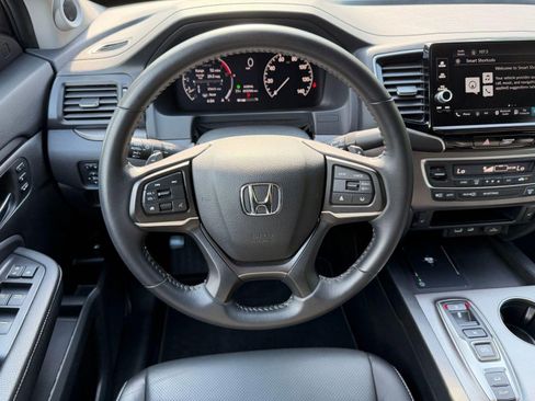 Used 2025 Honda Ridgeline RTL image 16
