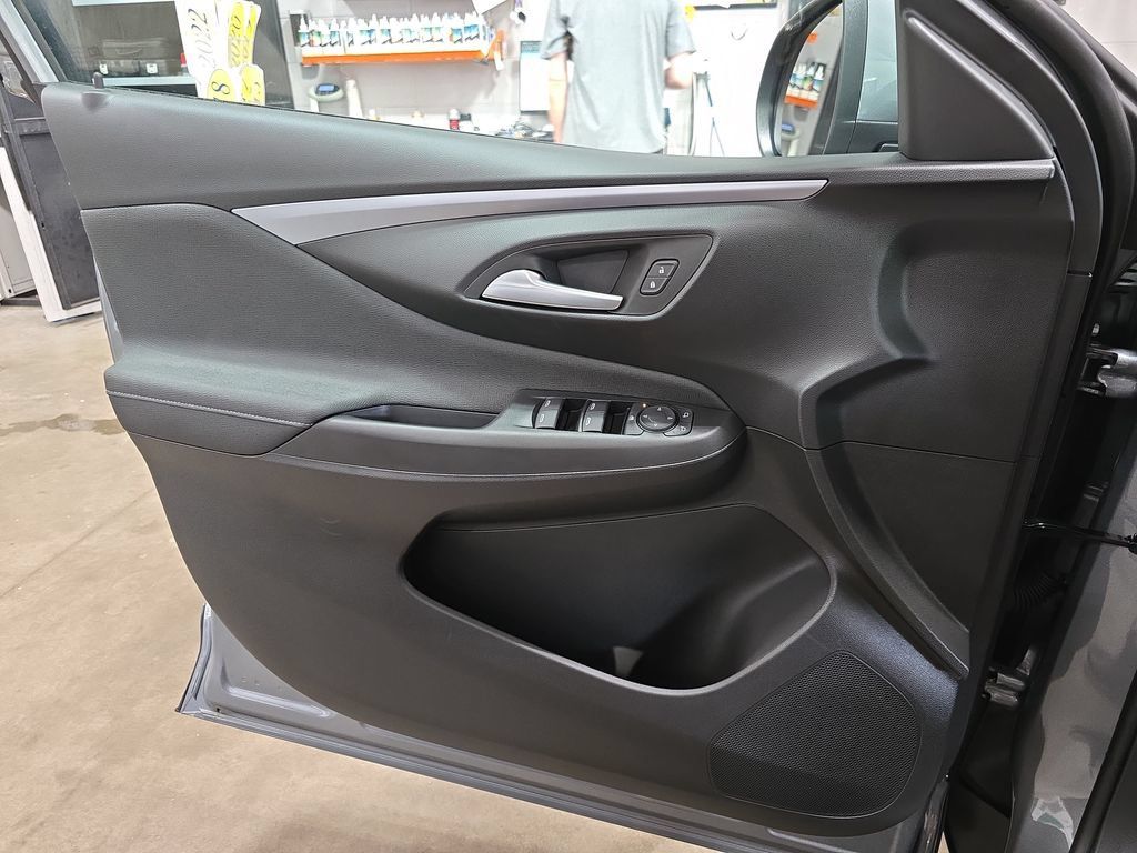 New 2026 Buick Envista Sport Touring w/ Convenience I Package FWD image 25
